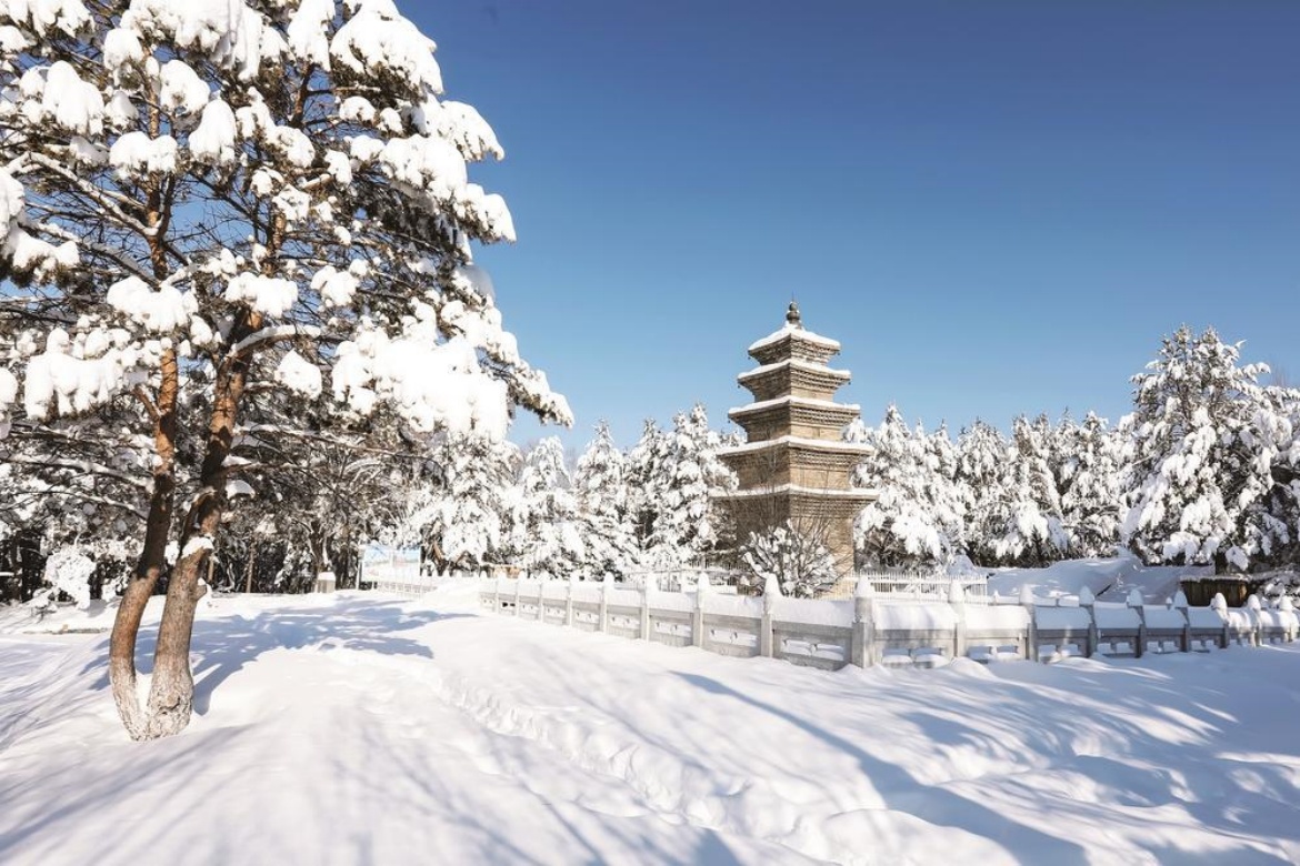 Lingguang Pagoda